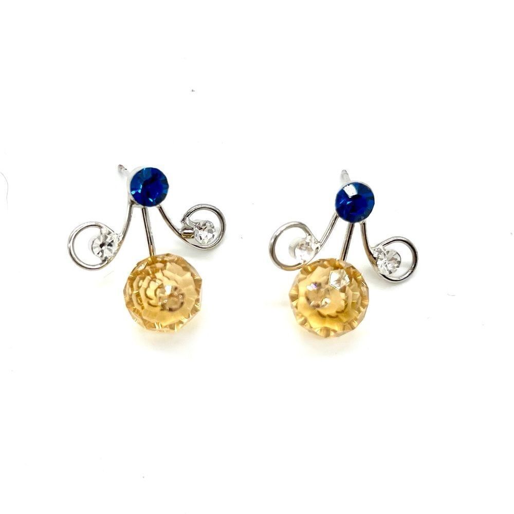 Magnolia Crystal Earrings NWT